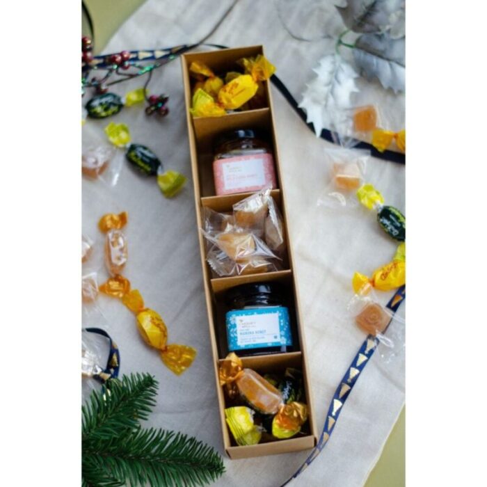 honeymill vertical box with mini honey and candies 240924081136